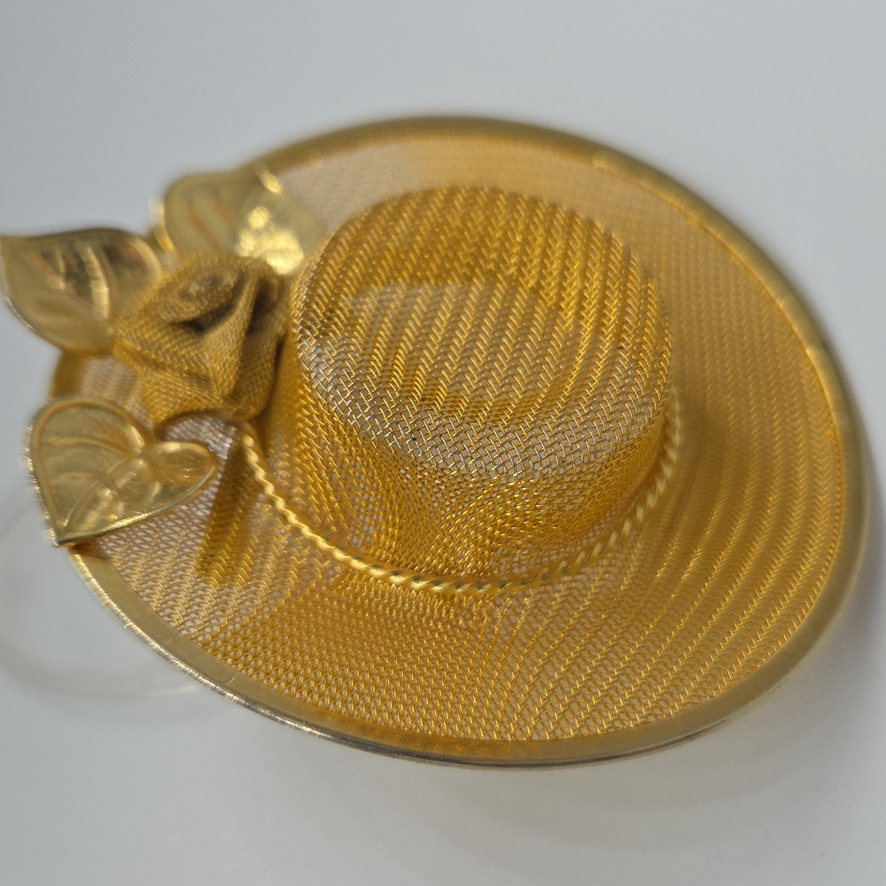 Avon Elegant Gold Tone Brooch Pin Mesh Hat with Leaf Accents